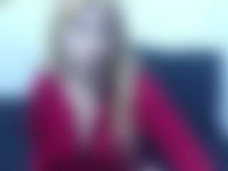 Live cam show with dulce-bella17 - Ball Sucking on instabang