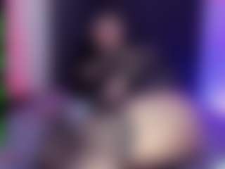 Live cam show with Karen-Rosee - Cumshot on MyBangCams