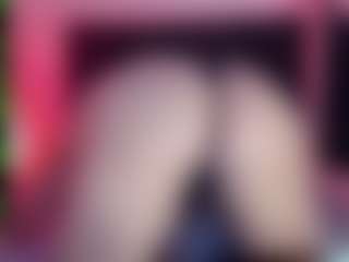 Live cam show with Karen-Rosee - Tattoos on Fapmatic.com