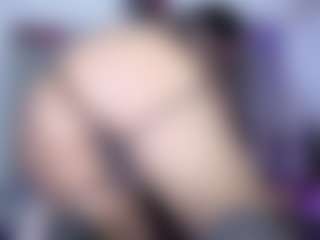 Karen-Rosee's Live Sex Cam Show