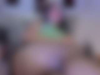 Live cam show with Karen-Rosee - Chubby on liverealitysex.com