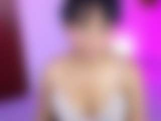 Live cam show with kattysweett - Black Petite on Gym Cam Girls