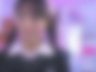 Live cam show with kattysweett - Ebony Petite on Camsoda