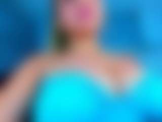 Live cam show with stefanymilk07Curv - MILF on CamwithHer