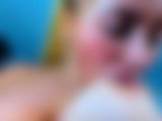 Live cam show with stefanymilk07Curv - Public on Dolls Live