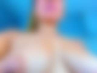 Live cam show with stefanymilk07Curv - Colombia Young Adult on xDating