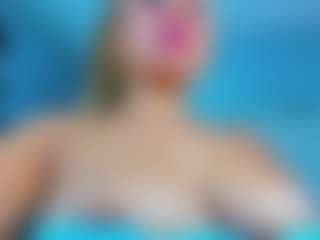 Live cam show with Stefanyhot__ - Blonde Hair Petite on madthumbs