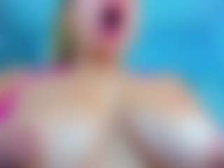 stefanymilk07curv MILF webcam performer live streaming