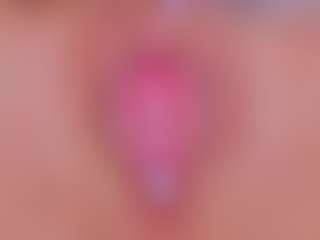 Live cam show with Vesia - Drinking on Instabang