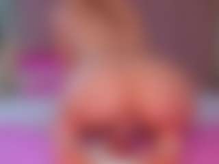 Vesia's Live Sex Cam Show