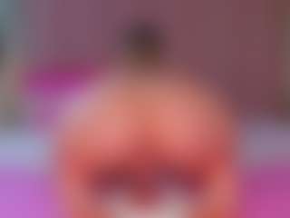 Vesia's Live Sex Cam Show