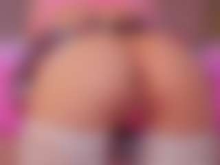 Vesia's Live Sex Cam Show