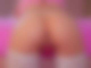 Vesia's Live Sex Cam Show