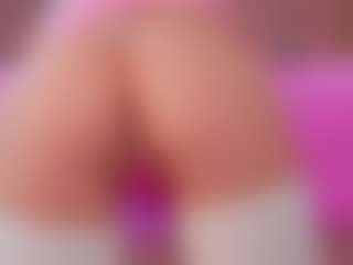 Vesia's Live Sex Cam Show