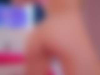 Vesia's Live Sex Cam Show