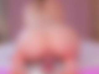 Vesia's Live Sex Cam Show