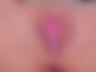 Vesia's Live Sex Cam Show