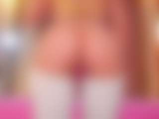 Vesia's Live Sex Cam Show