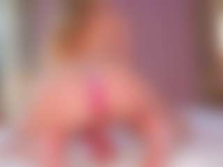 Vesia's Live Sex Cam Show