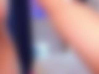 Vesia's Live Sex Cam Show
