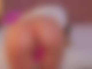 Vesia's Live Sex Cam Show