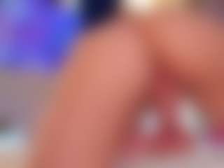 Vesia's Live Sex Cam Show