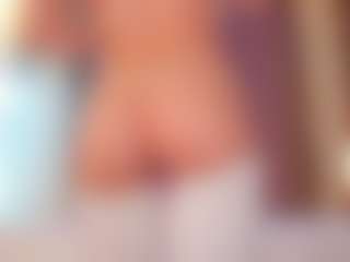 Vesia's Live Sex Cam Show