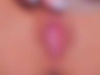 Vesia's Live Sex Cam Show
