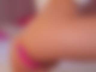 Vesia's Live Sex Cam Show
