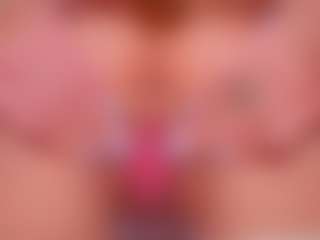 Vesia's Live Sex Cam Show