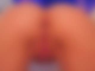 Vesia's Live Sex Cam Show