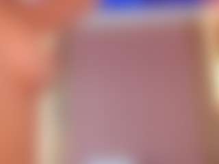 Vesia's Live Sex Cam Show
