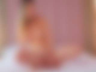 Vesia's Live Sex Cam Show