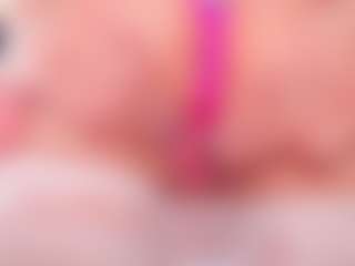 Vesia's Live Sex Cam Show
