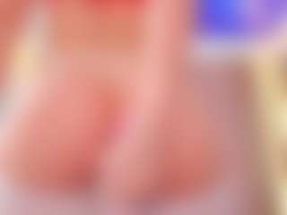 Live cam show with Vesia - Genital Piercings on madthumbs