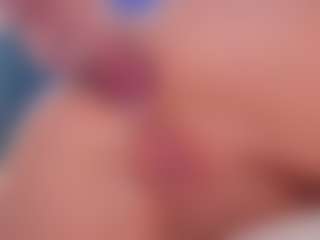 Vesia's Live Sex Cam Show