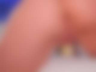 Vesia's Live Sex Cam Show
