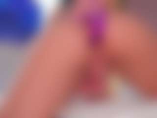 Vesia's Live Sex Cam Show