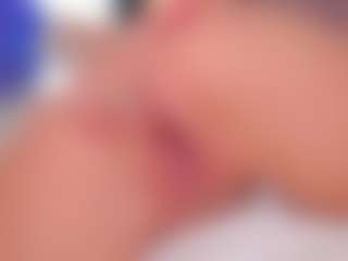 Vesia's Live Sex Cam Show