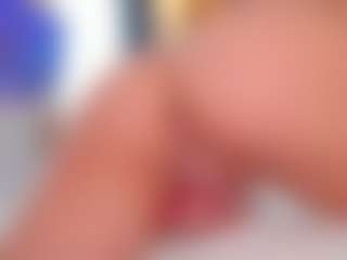 Vesia's Live Sex Cam Show