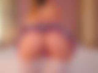 Vesia's Live Sex Cam Show