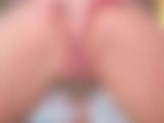 Vesia's Live Sex Cam Show