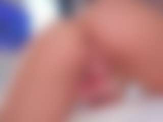 Vesia's Live Sex Cam Show