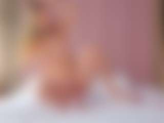 Vesia's Live Sex Cam Show