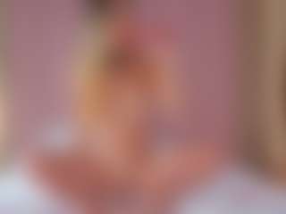 Vesia's Live Sex Cam Show