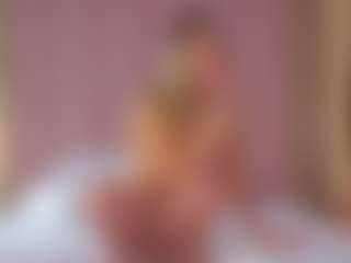 Vesia's Live Sex Cam Show