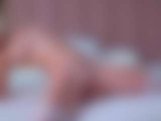 Vesia's Live Sex Cam Show