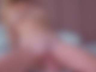 Vesia's Live Sex Cam Show