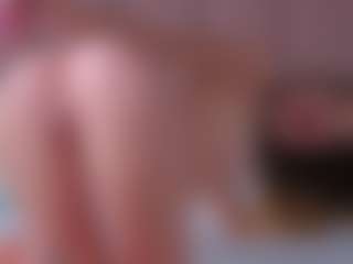 Vesia's Live Sex Cam Show