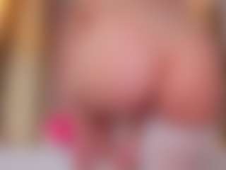 Vesia's Live Sex Cam Show